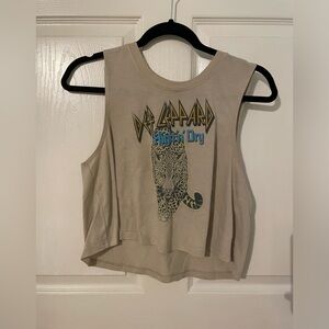 Def Leo tank !! Worn once